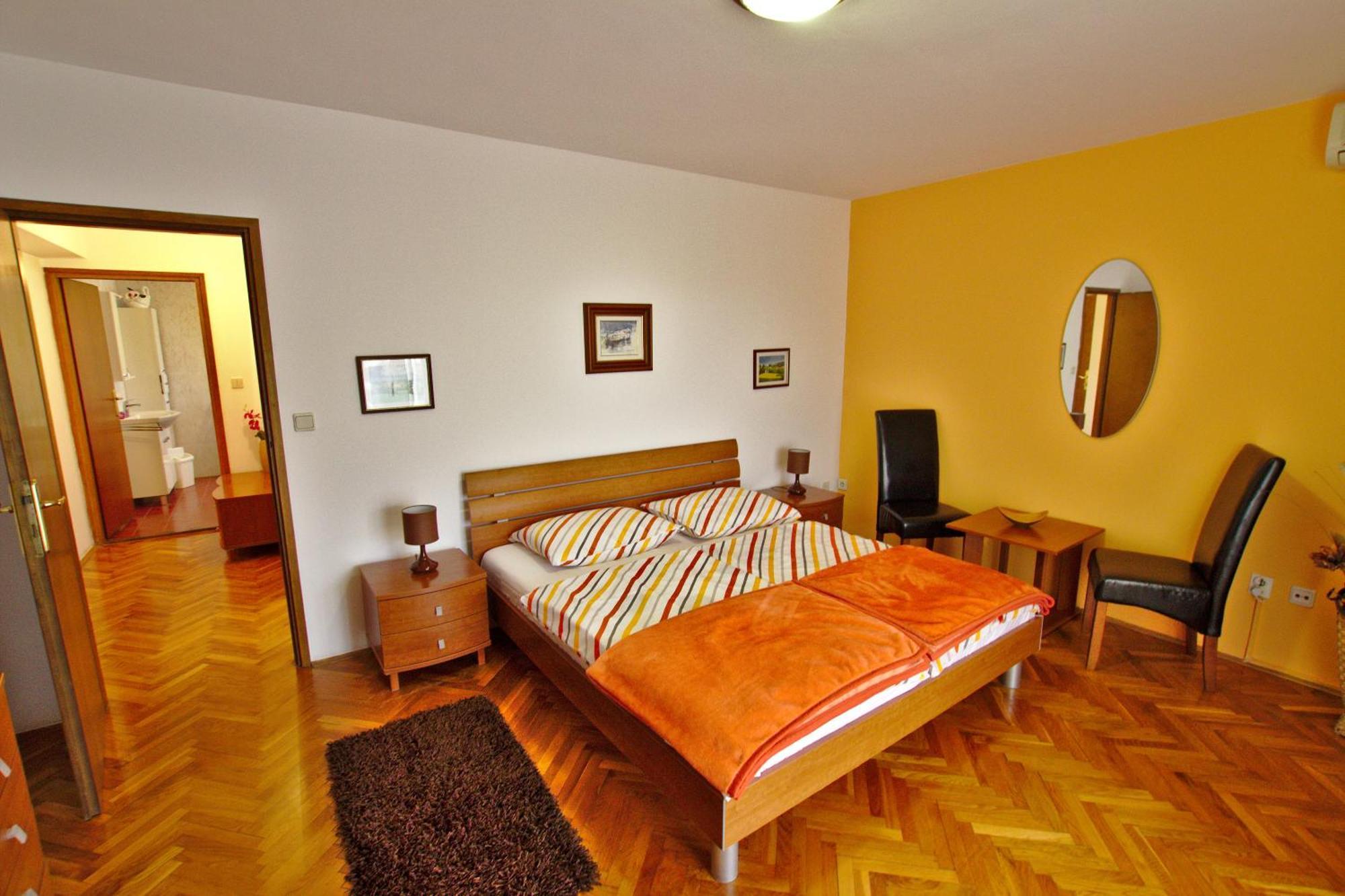 Apartments And Rooms Irena Rovinj Kültér fotó